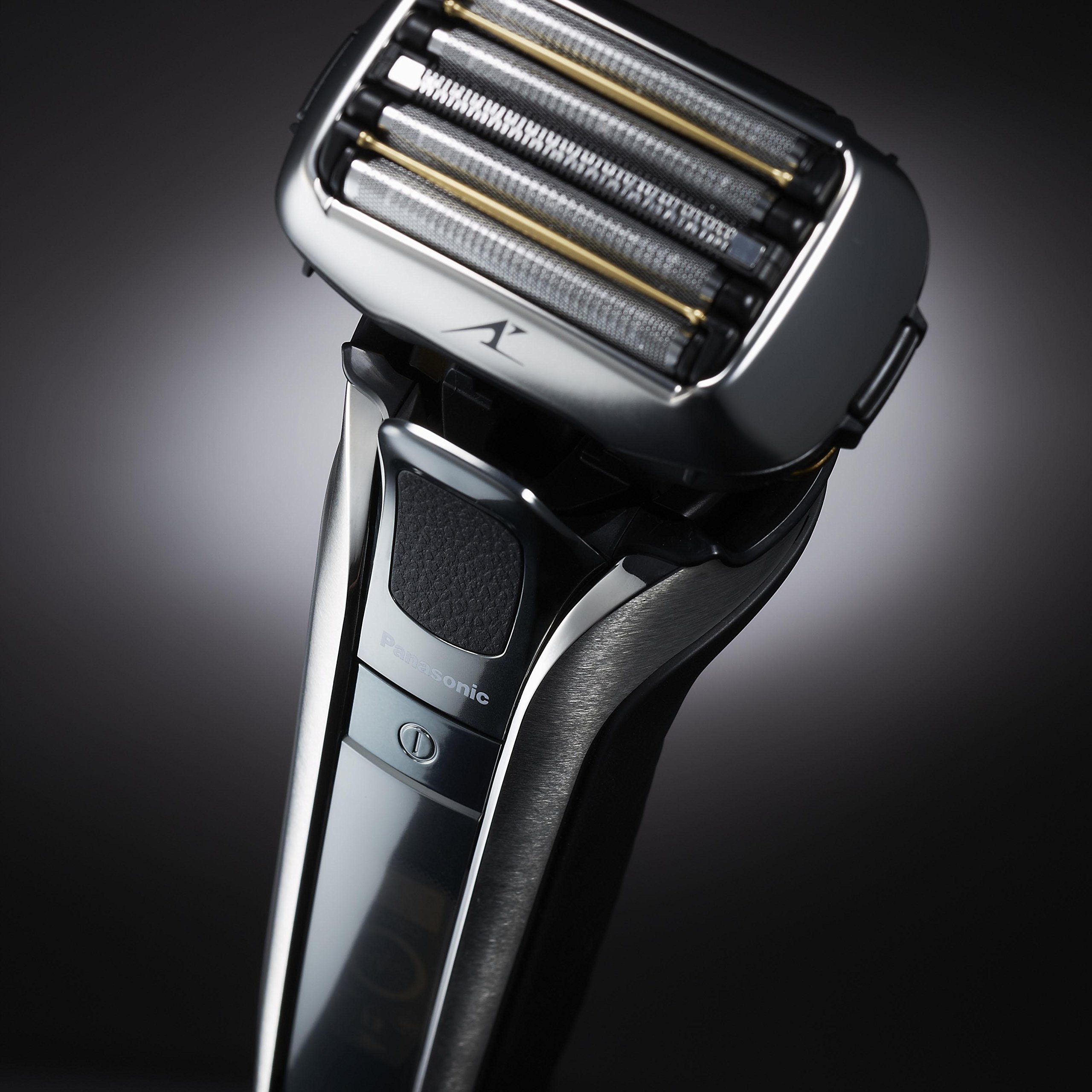 Panasonic ES-LV9Q Wet and Dry 5-Blade Electric Shaver with
